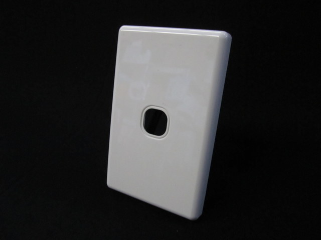 Switch mounting plate & cover 1 gang (white)