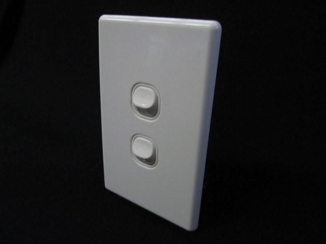 2 Gang switch-vertical, Thin series