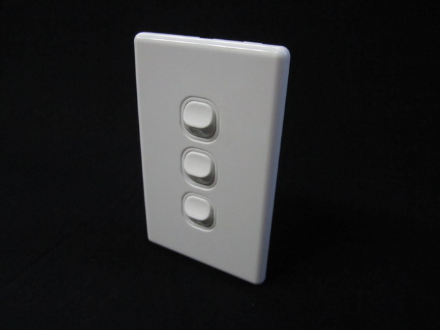 3 Gang switch-vertical, Thin series