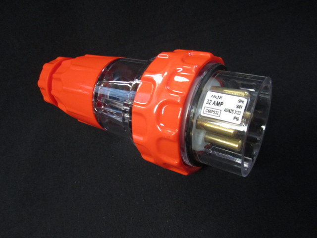 4 Pin 10A P/Top Male