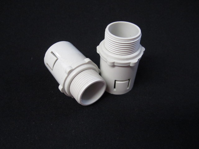 Corrugated to Screw Adaptor 20mm