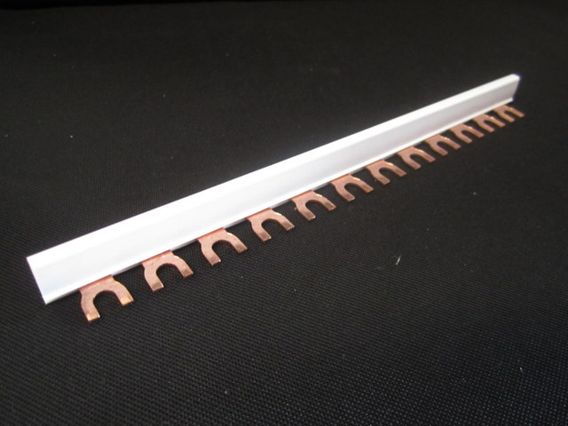 Bus Comb I Ph U type 12 pole