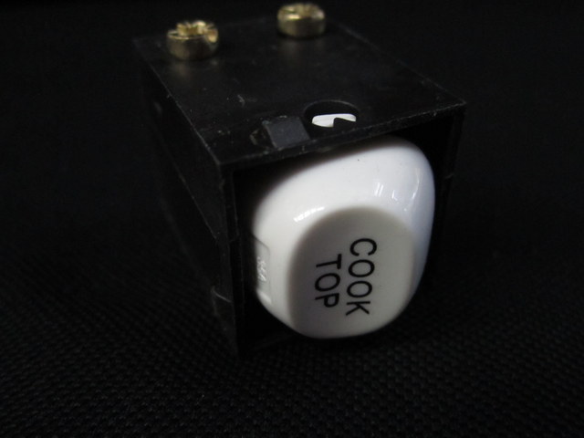 Double pole mechanism 35A Cook Top / HOB