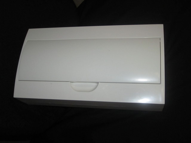 Distribution board 18P-surface load centre