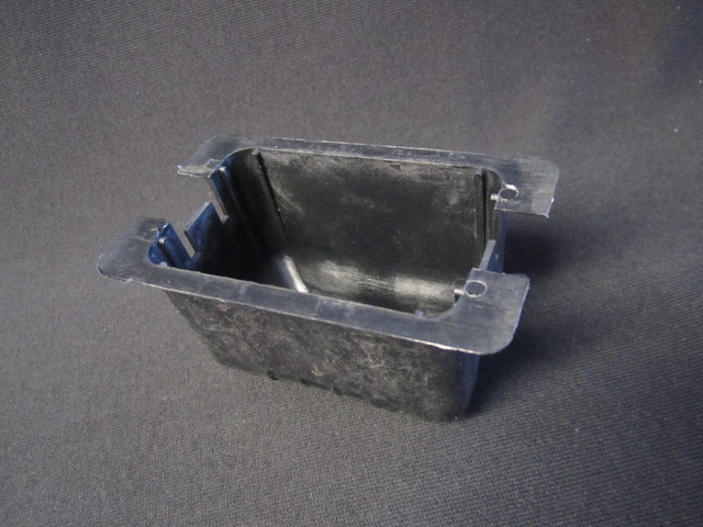 Insulating schroud plastic