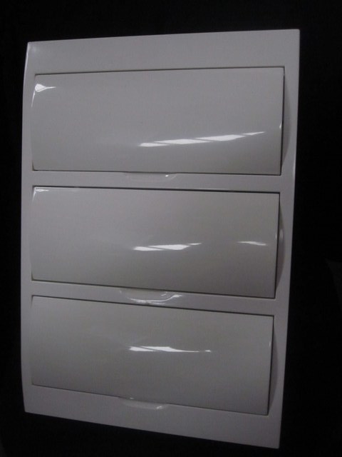 Distribution board 36P-surface load centre